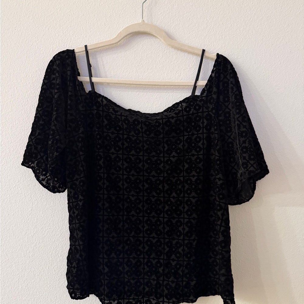 Bailey 44 Elegant Black Patterned Blouse